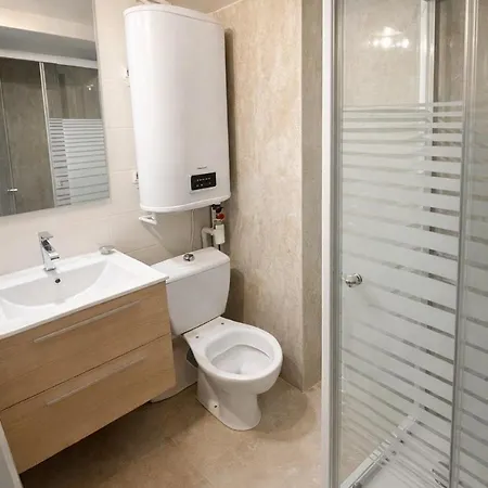 Deluxe Studio, Renove, Au Coeur Du Centre-ville, Centre Appartamento