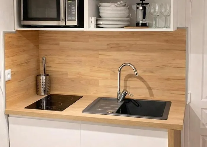 Deluxe Studio, Renove, Au Coeur Du Centre-ville, Centre Apartment