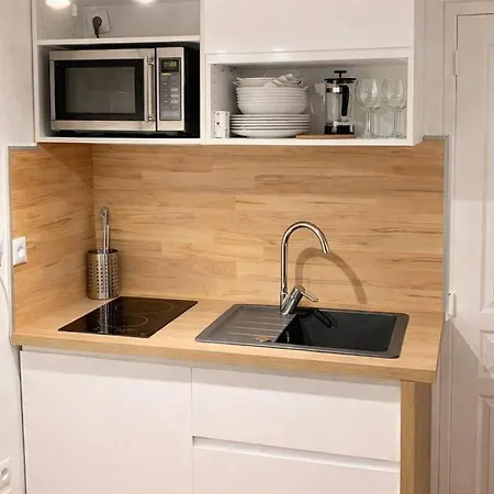 Deluxe Studio, Renove, Au Coeur Du Centre-ville, Centre Appartement
